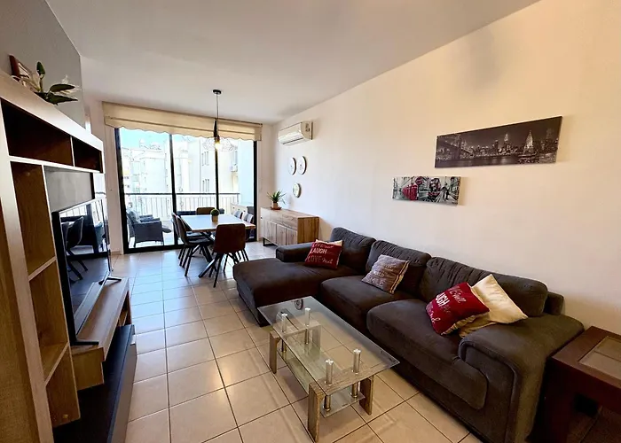 Mackenzie Apartment 301